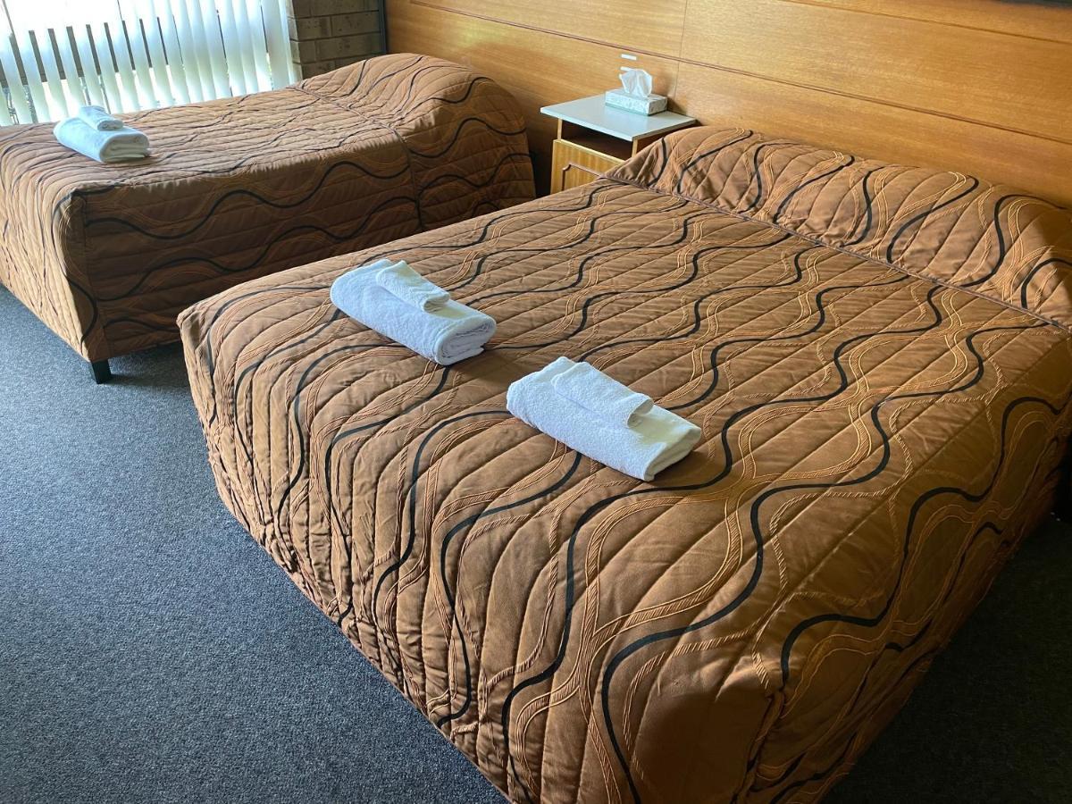 Pavlos Motel Ingle Farm Kültér fotó